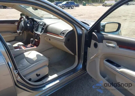 2011 Chrysler 300C Awd from USA, damaged, VIN 2C3CK6CT7BH569513